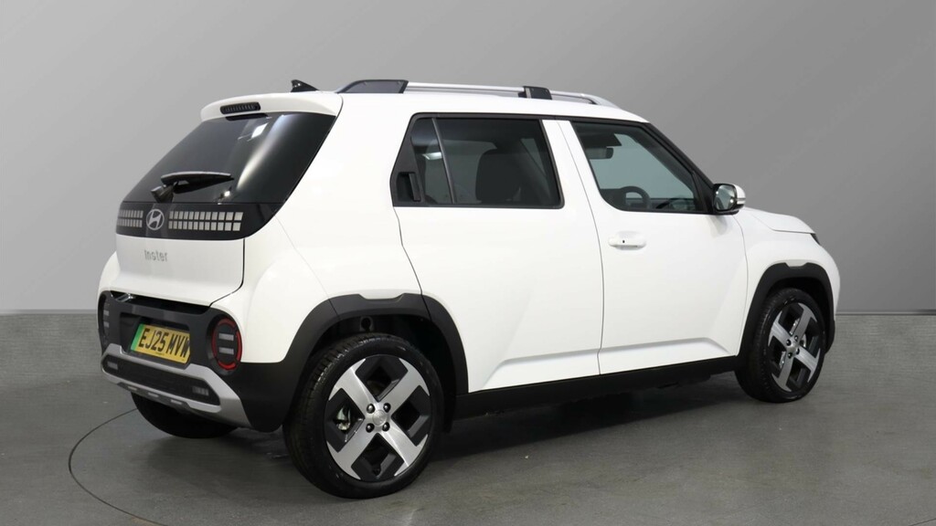 Hyundai Inster Inster 85Kw 02 49Kwh EJ25MVW White #3