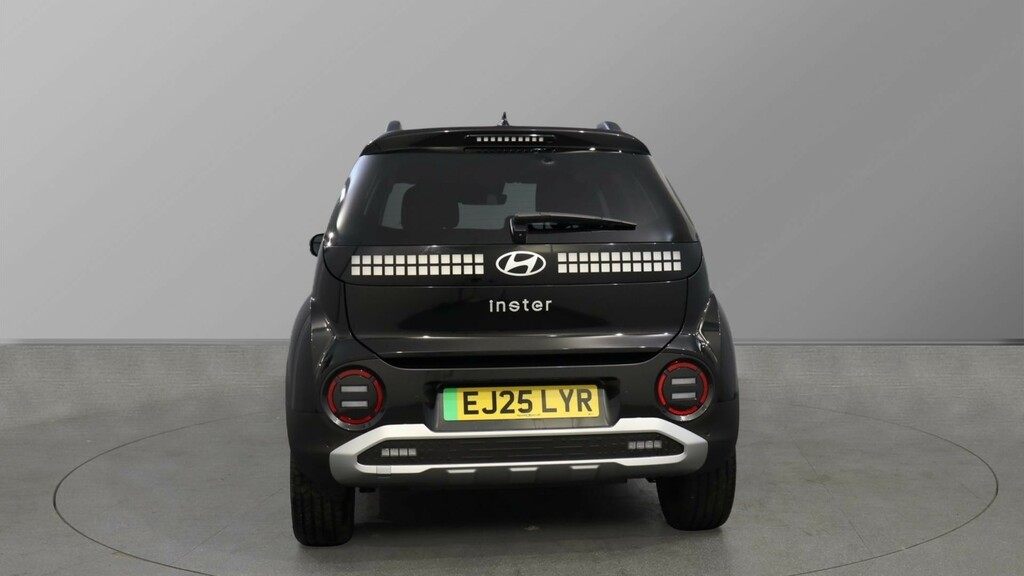 Hyundai Inster Inster 85Kw 02 49Kwh EJ25LYR Black #4