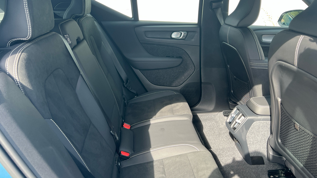 Volvo XC40 Xc40 2.0 B3p Plus Dark KM23LUJ Blue #6