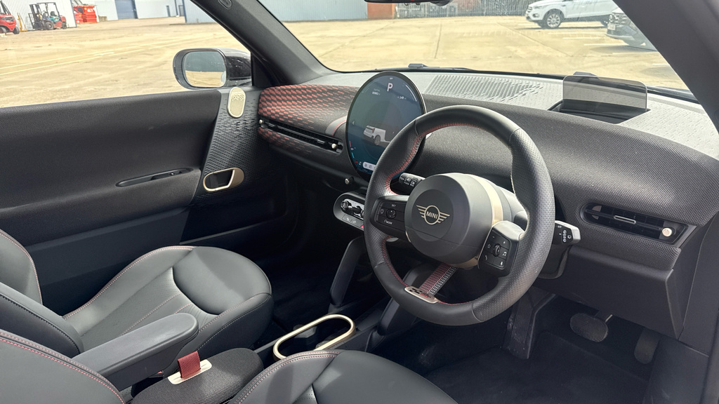 Mini Hatch Cooper 160Kw Se Sport 54Kwh FY26WTJ White #6