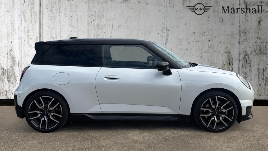 Mini Hatch Cooper 160Kw Se Sport 54Kwh FY26WTJ White #3