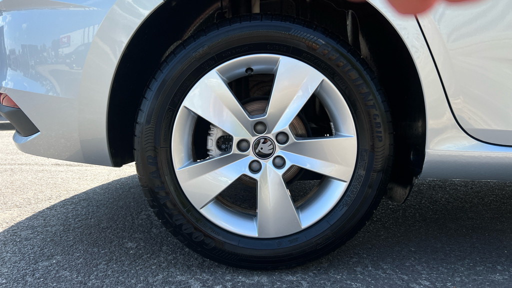 Skoda Scala Scala 1.0 Tsi 116 Se Edition Dsg Silver #5