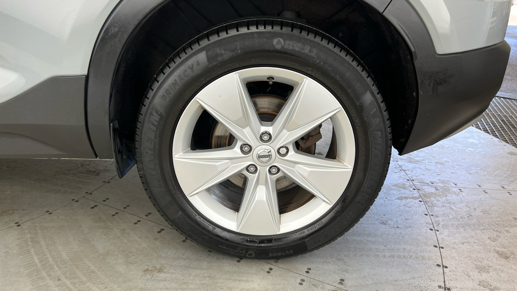 Volvo XC40 Xc40 2.0 B3p Core YW23CCV Grey #4
