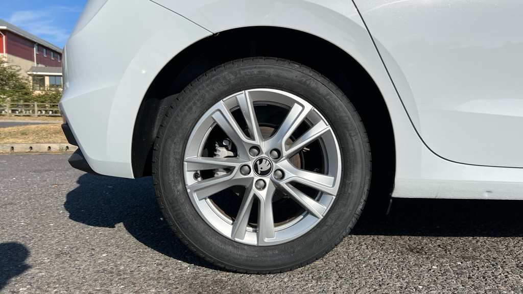 Skoda Fabia Fabia Hatch Se L Edition 1.5 Tsi 150 Ps Dsg White #5