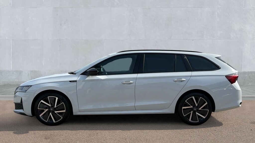 Skoda Octavia Se Technology White #9