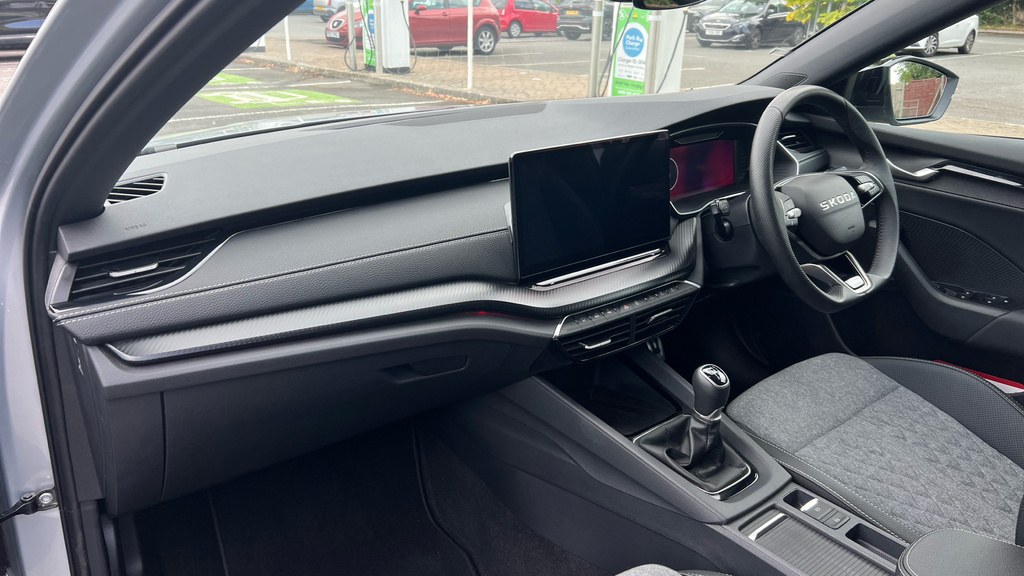 Skoda Octavia Octavia 1.5 Tsi 150 Sportline Silver #2