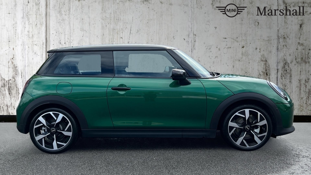 Mini Hatch Cooper 1.5 C Exclusive RA75SYO Green #3