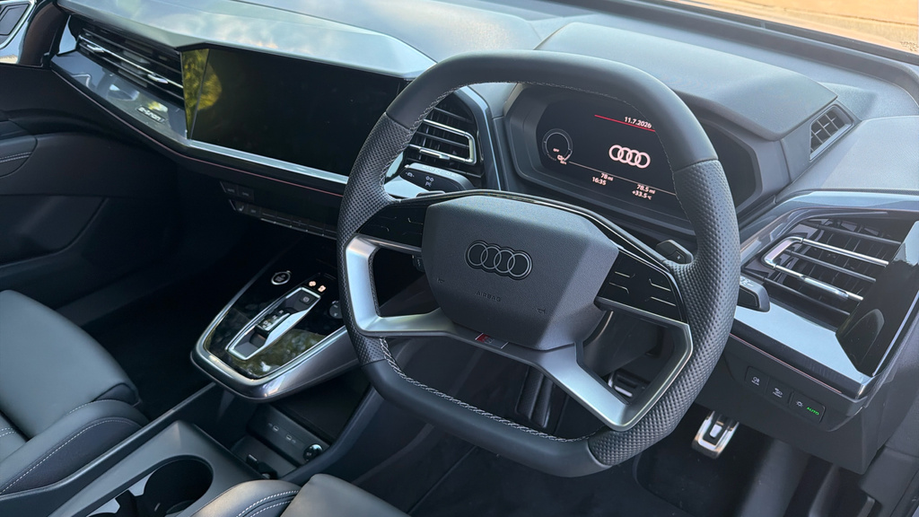 Audi Q4 E Tron Audi Q4 E-tron Estate 210Kw 45 82Kwh Black Edition Grey #6