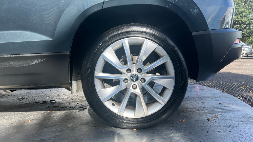 Skoda Karoq Sel 1.5 Tsi 150Ps Silver #19