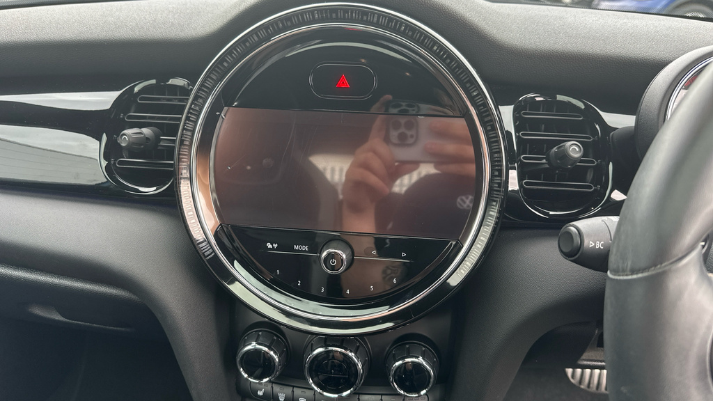 Mini Hatch 1.5 Cooper Classic White #12