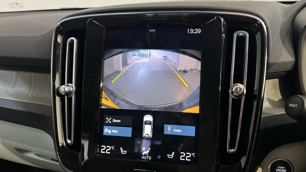Volvo XC40 Xc40 R-design D3 White #26
