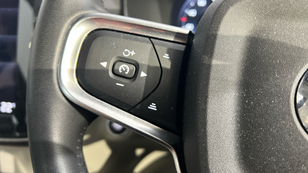 Volvo XC40 Xc40 R-design D3 White #22