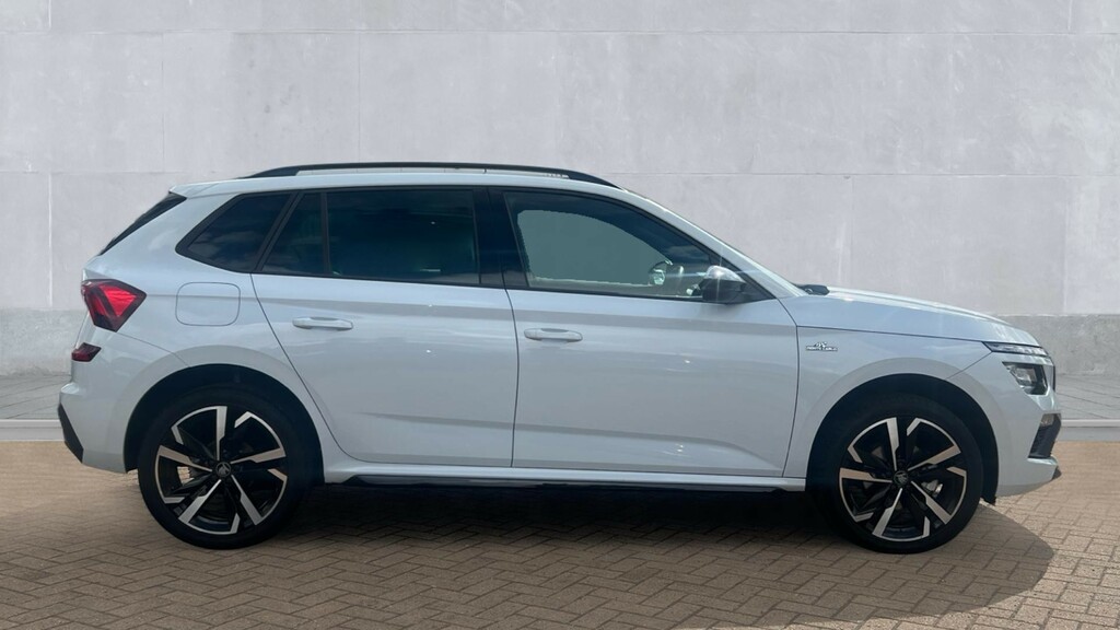 Skoda Kamiq Kamiq 1.5 Tsi Monte Carlo Edition Dsg DA75PZB White #4