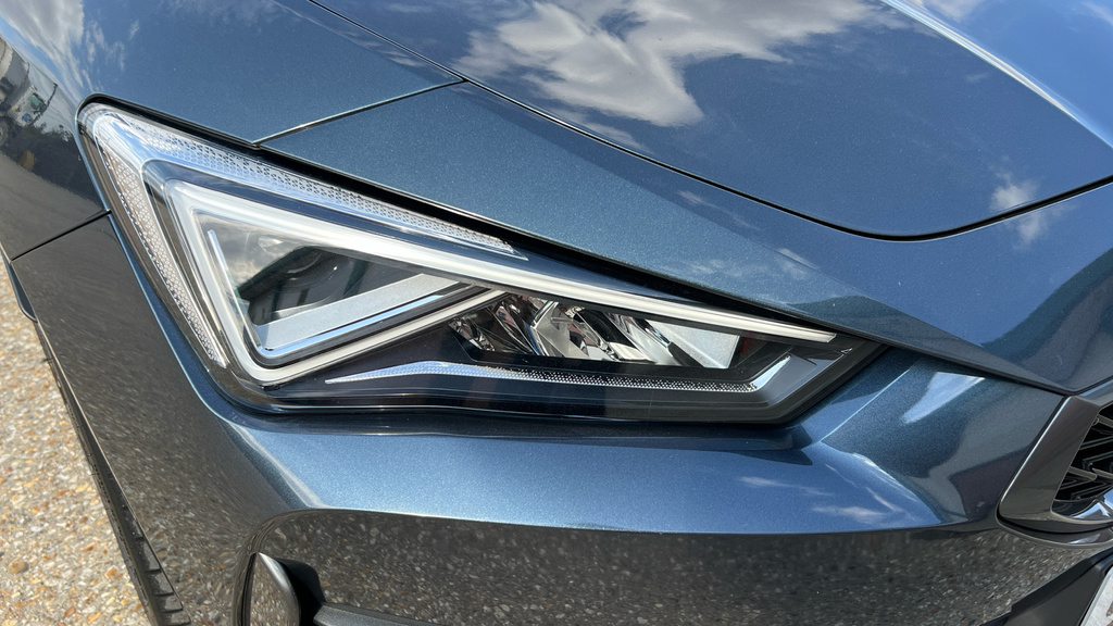 Cupra Leon V1 Design Edition 1.5 Etsi Evo Afv 150Ps Dsg White #36
