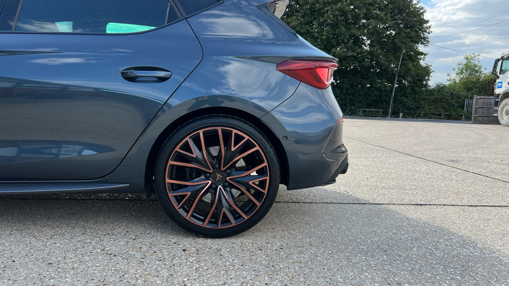 Cupra Leon V1 Design Edition 1.5 Etsi Evo Afv 150Ps Dsg White #19