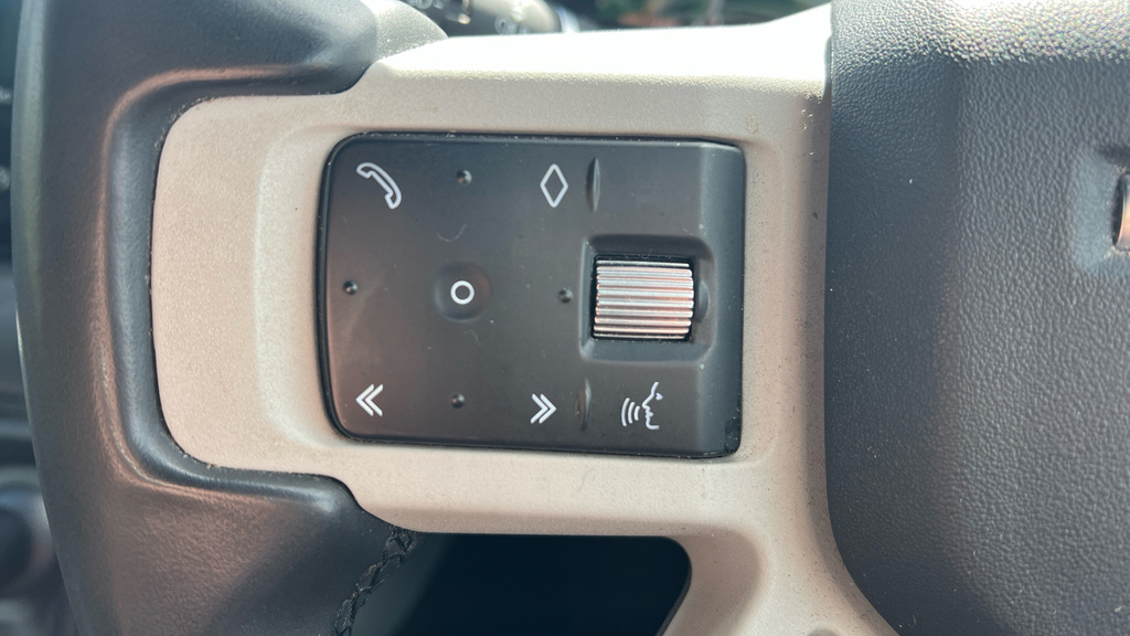Land Rover Defender 110 3.0 D250 X-dynamic Hse 110 Silver #23