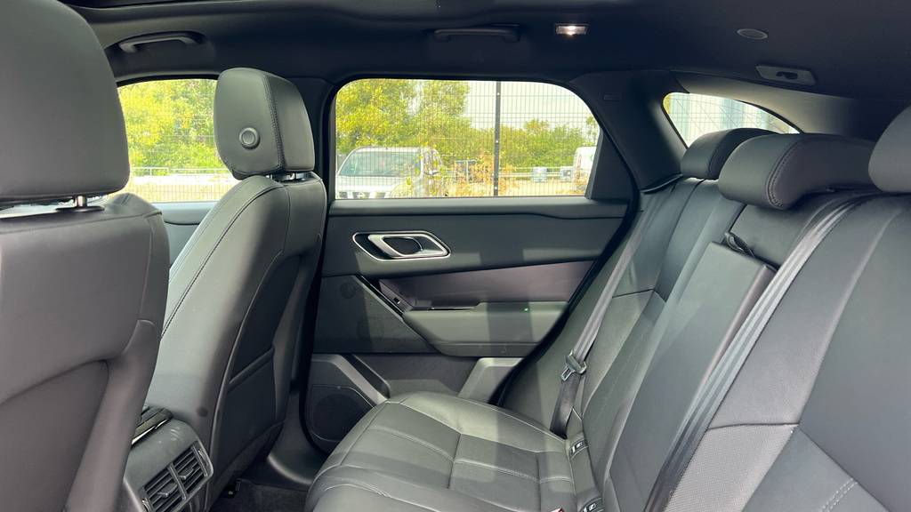 Land Rover Range Rover Velar Range Rover Velar 2.0 D200 Mhev Dynamic Se Aut Blue #4