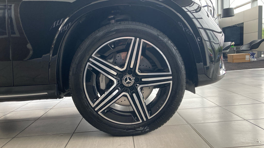 Mercedes-Benz GLC Class Glc 300 E 4Matic Urban Edition PL26CXM Black #5