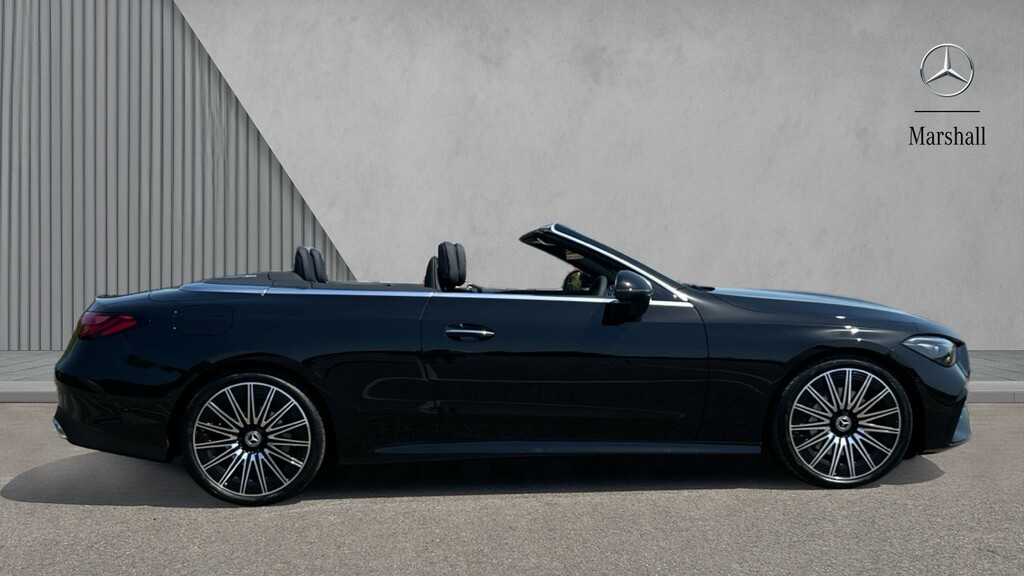 Mercedes-Benz CLE Class Cle 300 4Matic Amg Line Premium Plus Cabriolet Black #4