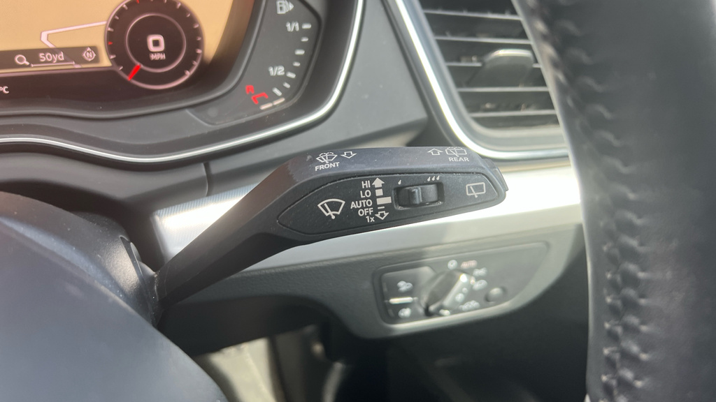 Audi Q5  Grey #27