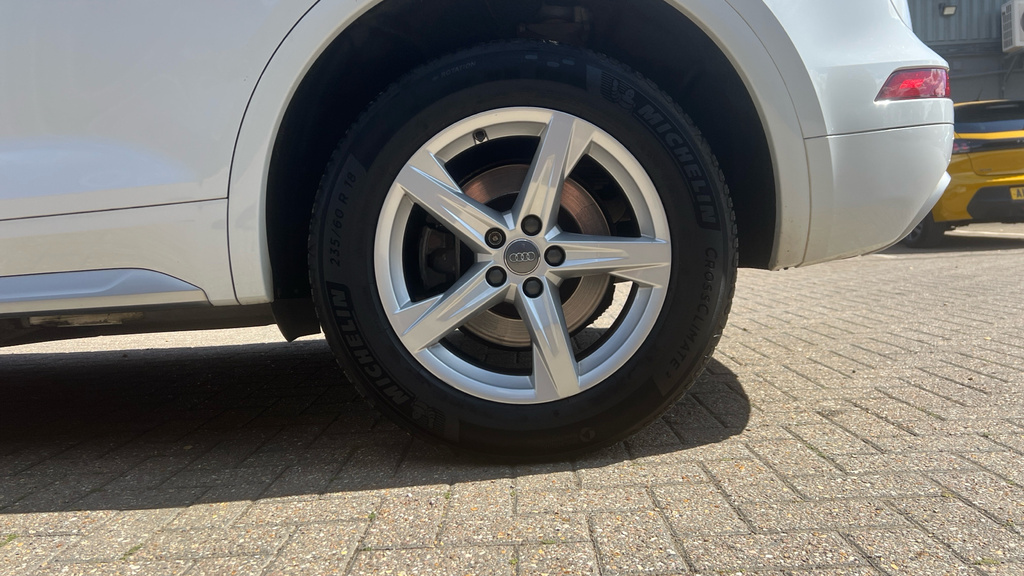 Audi Q5  Grey #19