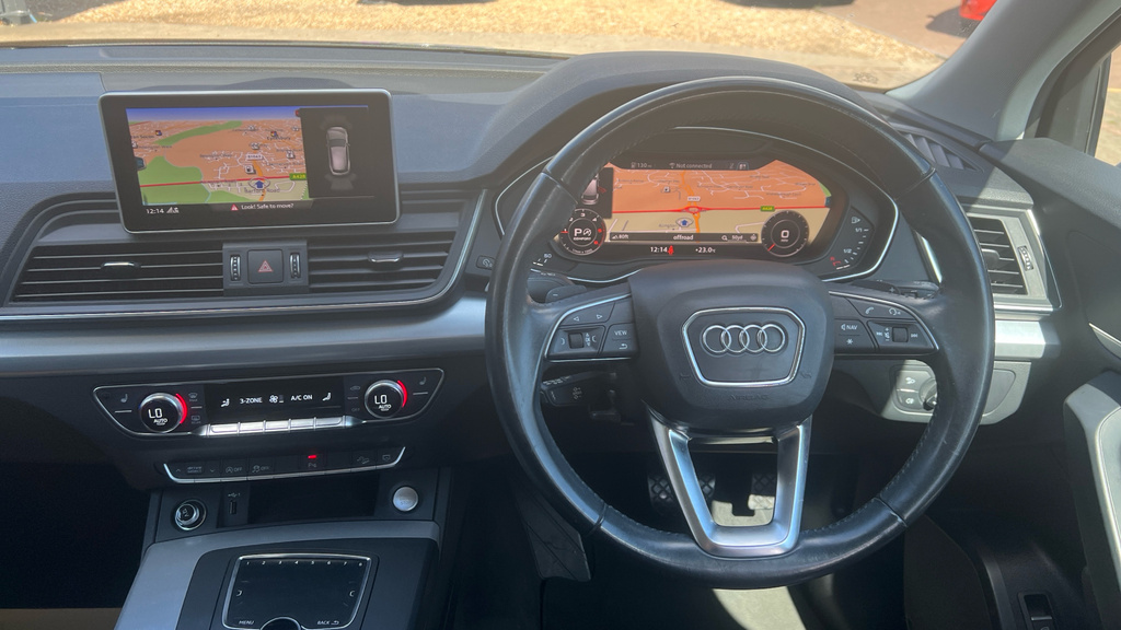 Audi Q5  Grey #12