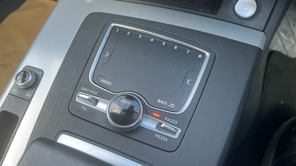 Audi Q5  Grey #43