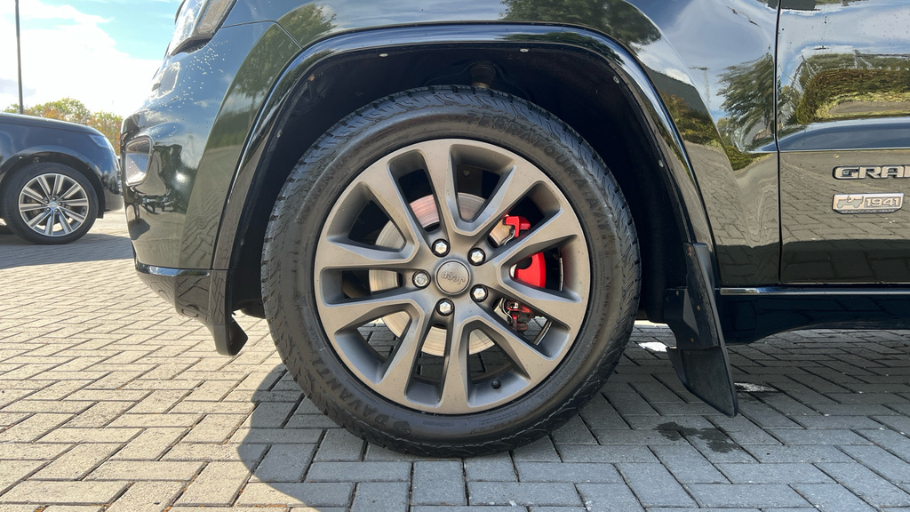 Jeep Grand Cherokee 6.4L Srt Red #16