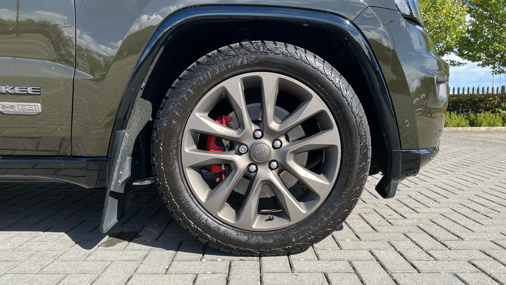 Jeep Grand Cherokee 6.4L Srt Red #19