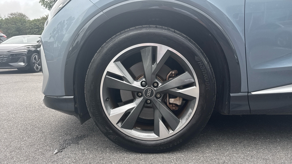 Audi Q4 E Tron Q4 210Kw 45 82Kwh S Line Leathertech Pa Blue #5
