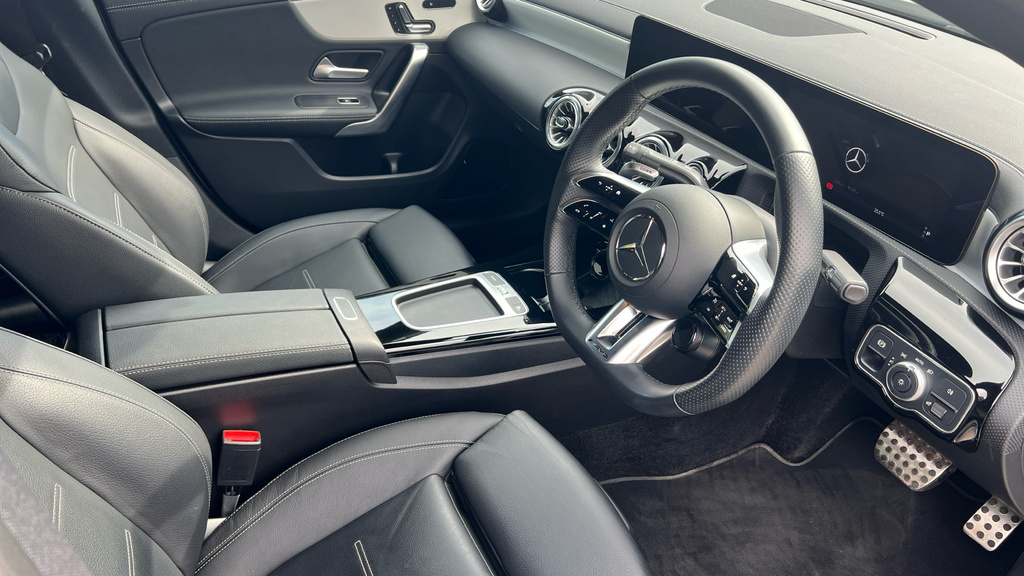 Mercedes-Benz CLA Class Cla 35 Premium Plus 4Matic Tip Grey #3