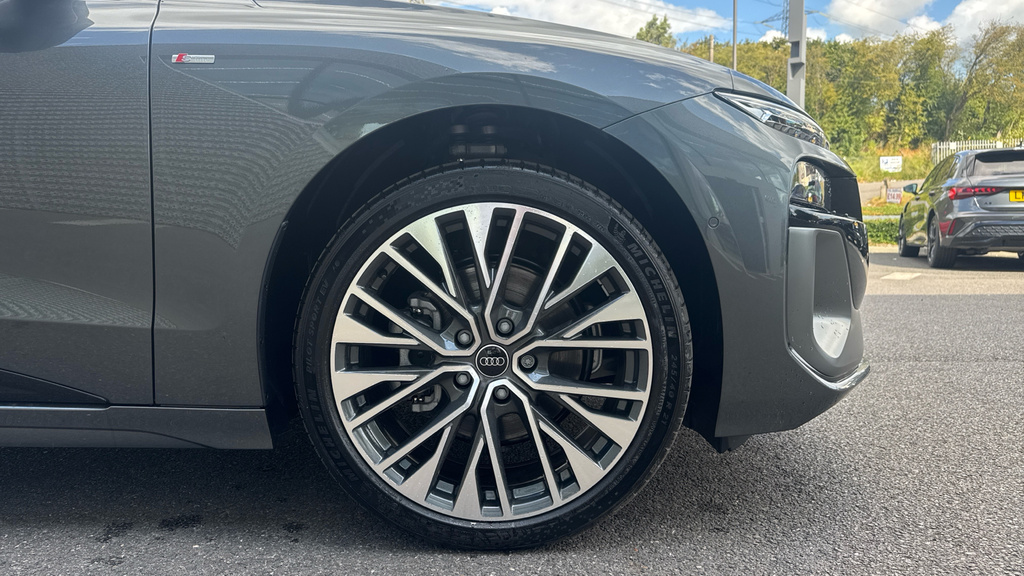 Audi A6 Avant Audi A6 Sportback S Line E-tron 210,00 Kw Grey #5