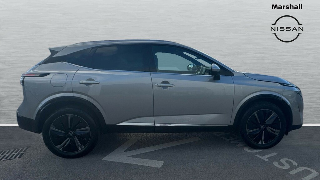 Nissan Qashqai Qashqai 1.3 Dig-t Mh 158 Tekna Xtronic Silver #3