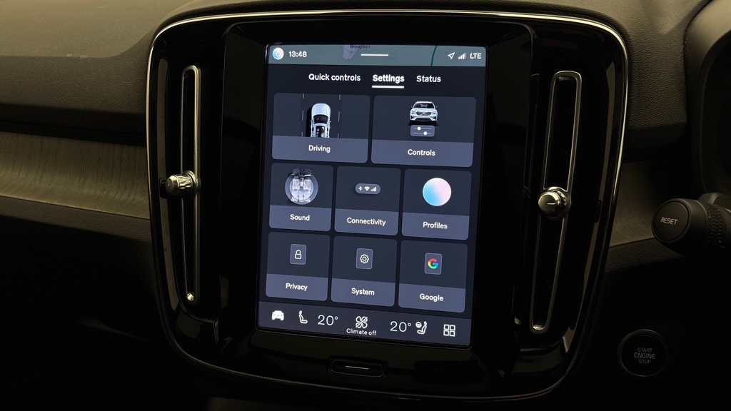 Volvo XC40 Core Grey #35