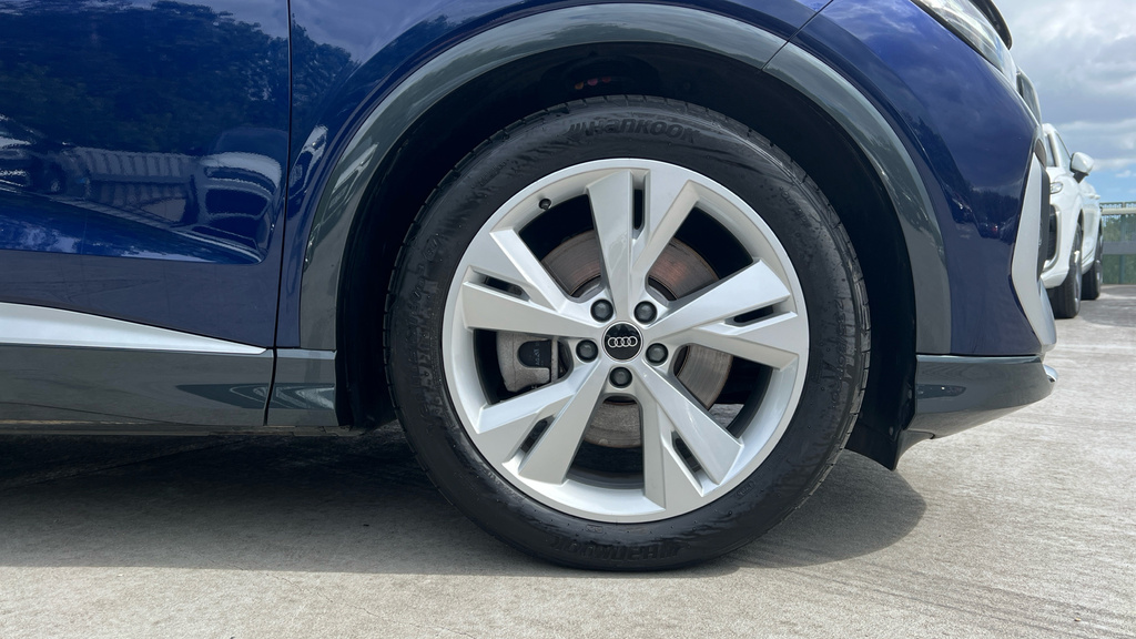 Audi Q4 E Tron Q4 210Kw 45 82Kwh S Line Leather Blue #5