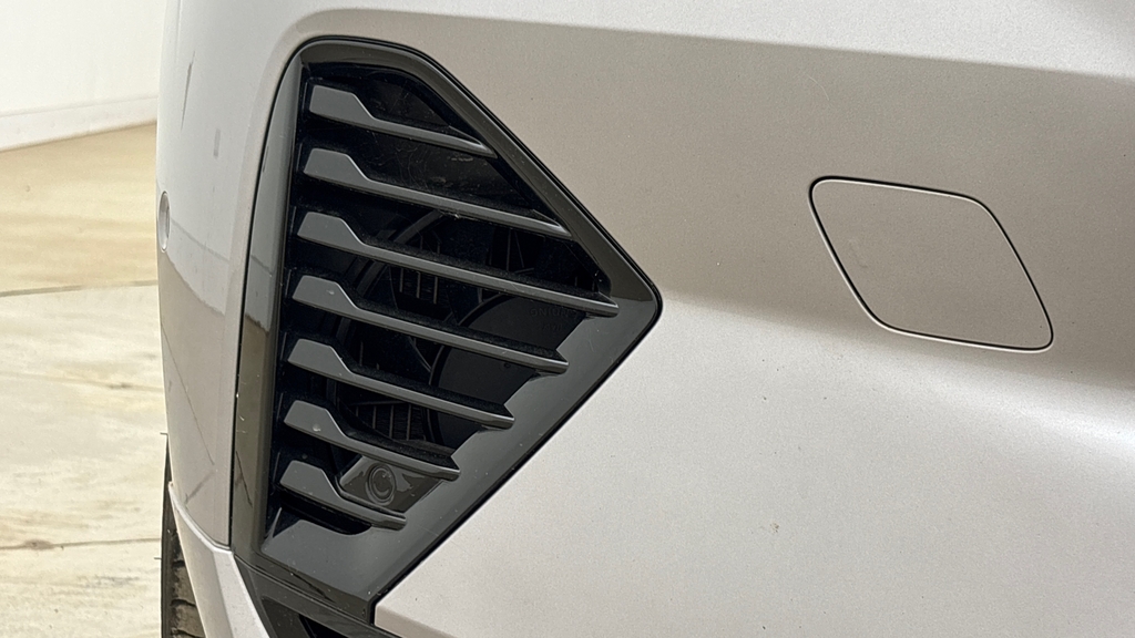 Volvo XC60 Plus Black Edition Black #23