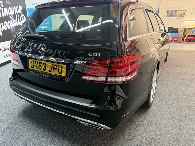 Mercedes-Benz E Class 2.1 E220 Cdi Amg GX63JPU Black #5