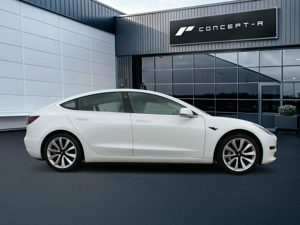 Tesla Model 3 Saloon LD20FGX White #3
