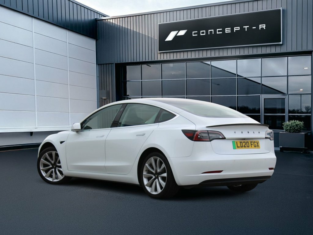Tesla Model 3 Saloon LD20FGX White #2