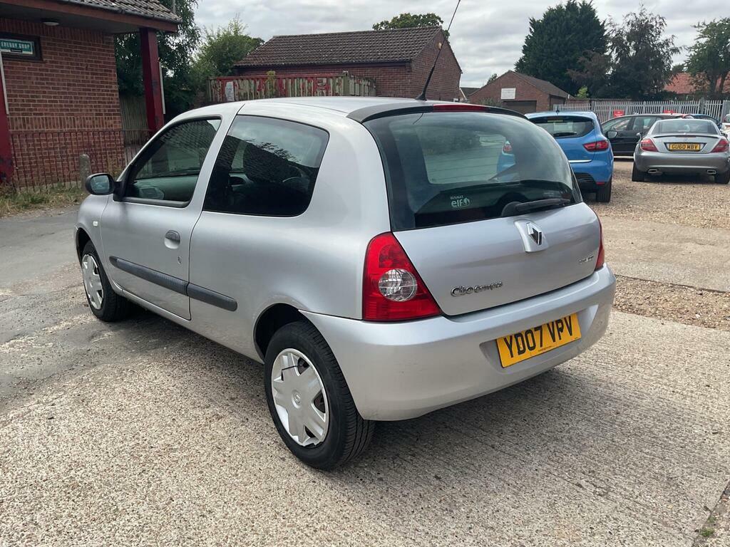 Renault Clio 1.2 Campus Silver #3