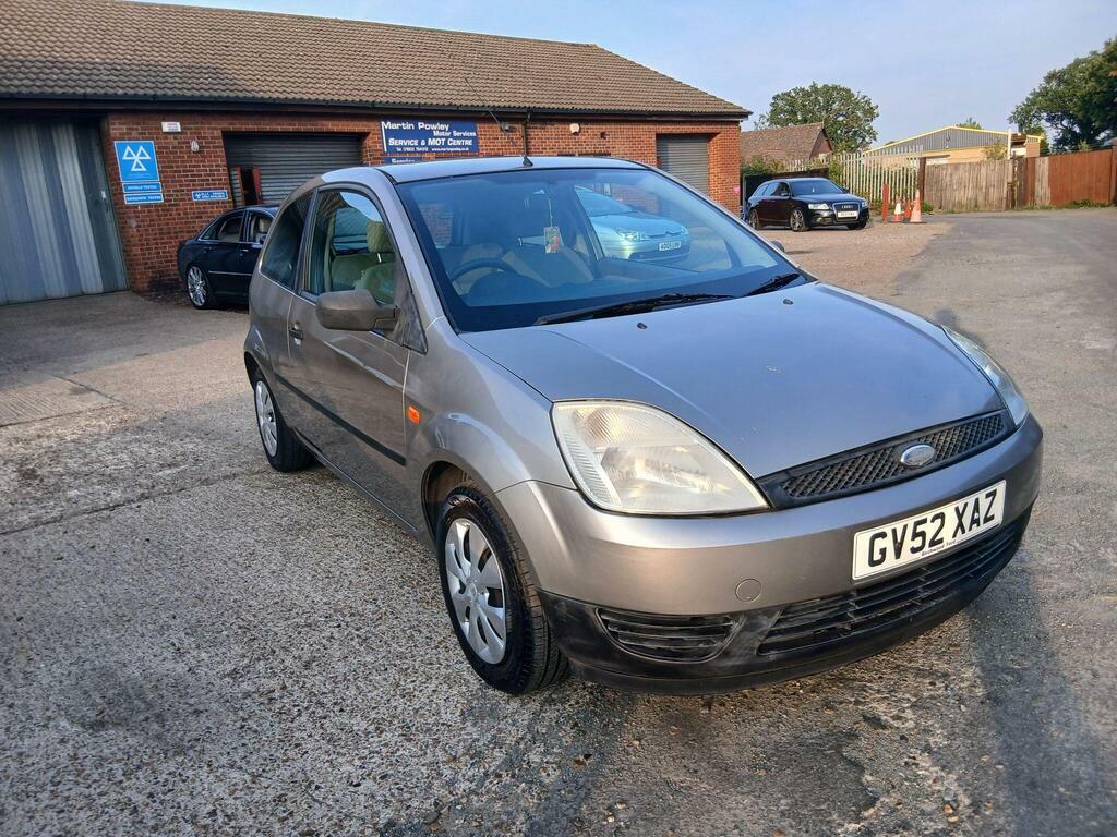Ford Fiesta Hatchback Blue #5