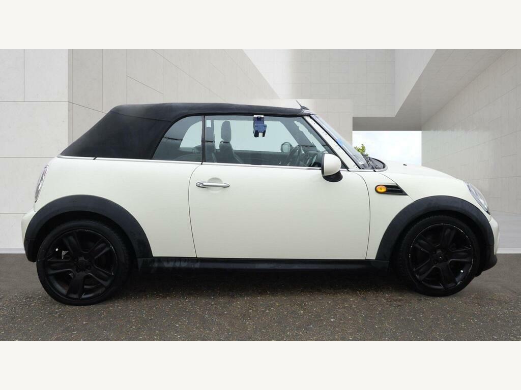 Mini Convertible 1.6 Cooper D Euro 5 S S White #3