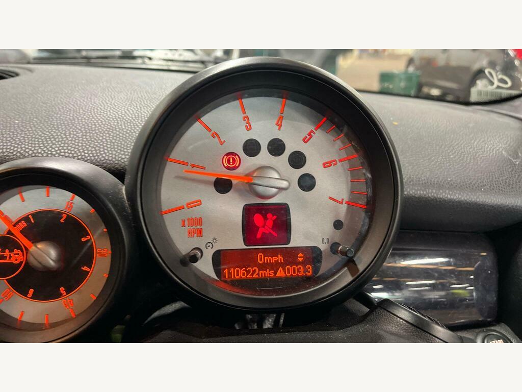Mini Convertible 1.6 Cooper D Euro 5 S S White #4