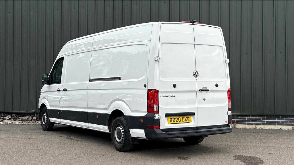 Volkswagen Crafter Cr35 Panel Van Trendline Lwb 140 Ps 2.0 Tdi 6Sp Ma White #3