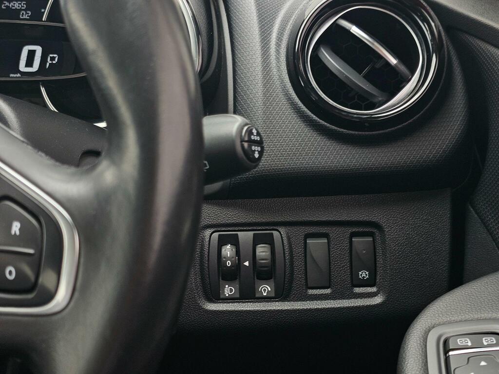 Renault Clio Hatchback White #22