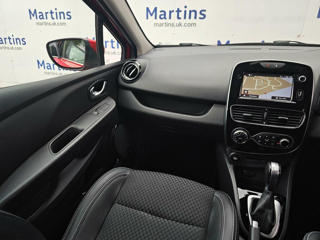 Renault Clio Hatchback White #12