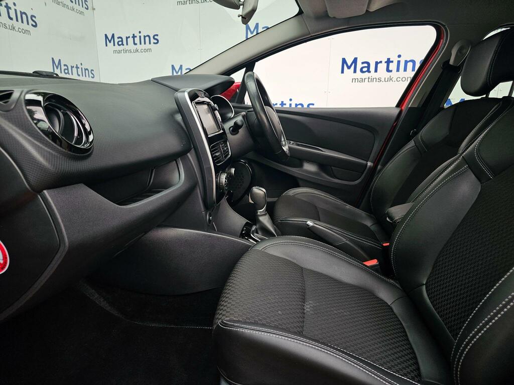 Renault Clio Hatchback White #10