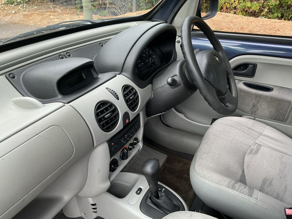 Renault Kangoo Expression Blue #16
