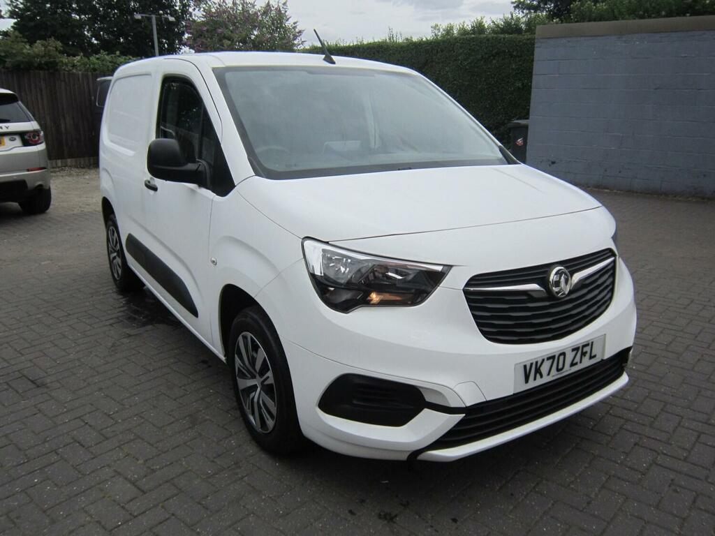 Vauxhall Combo 2000 1.5 Turbo D 100Ps H1 Sportive Van White