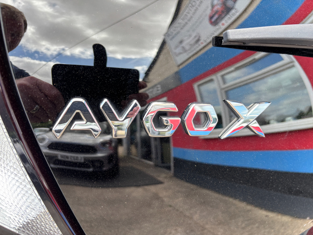 Toyota Aygo Hatchback #16